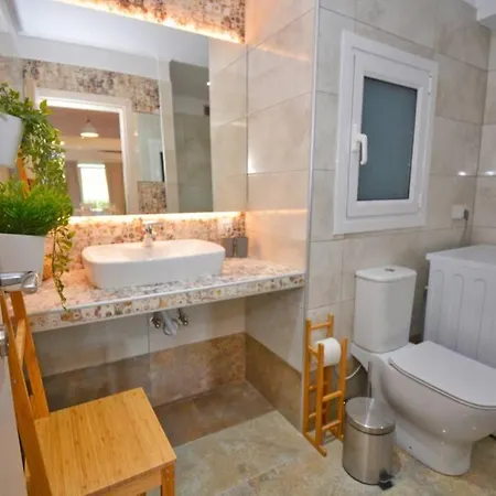 Deluxe White Apartment Potamos (Corfu)