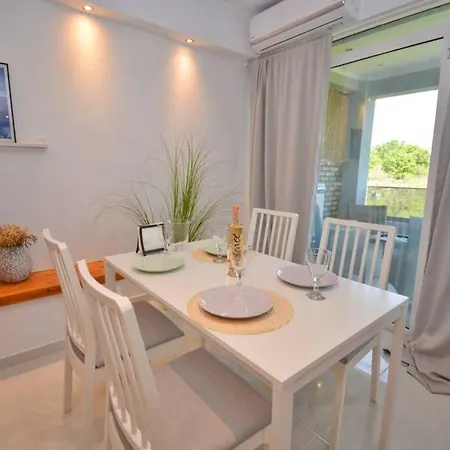 Deluxe White Potamos (Corfu)